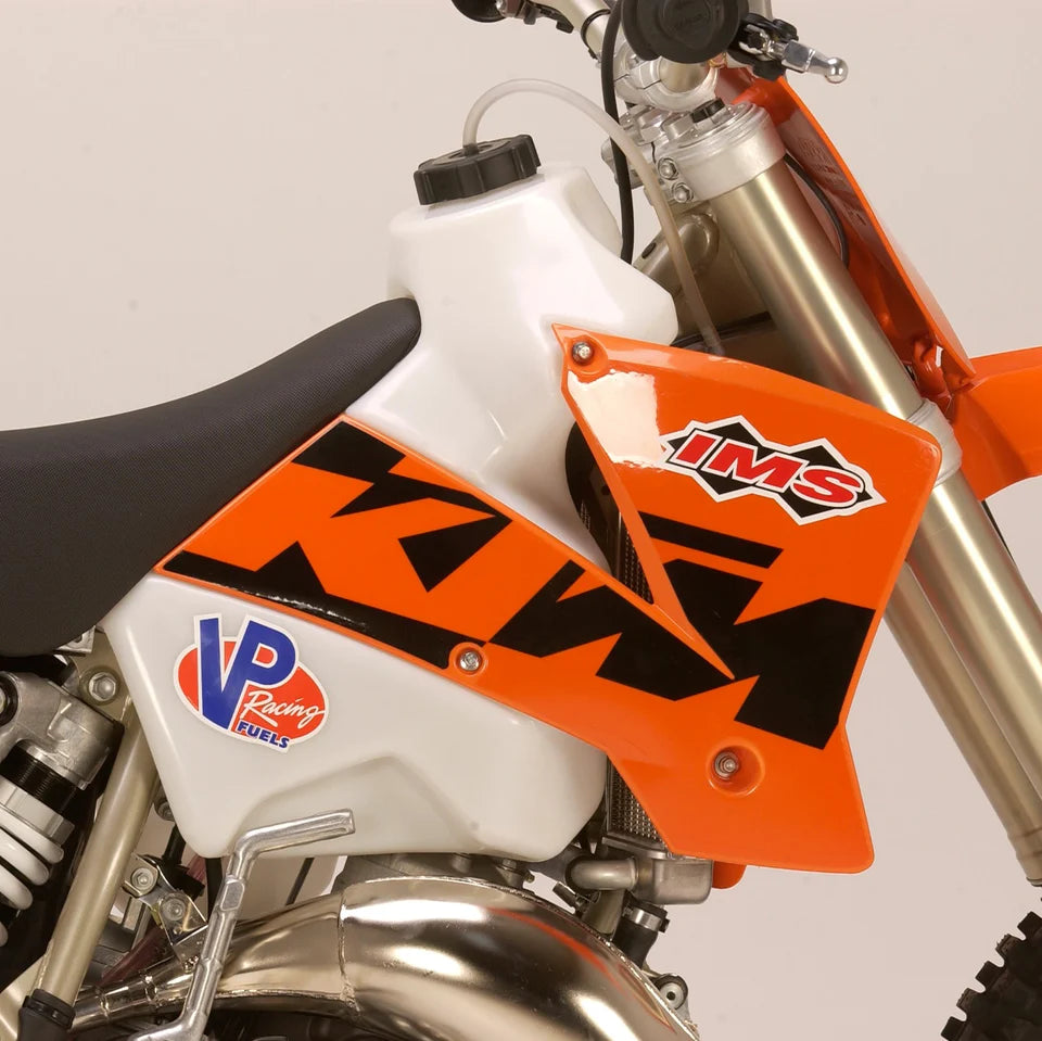 (2003-2006) KTM 250MXC / 125MXC / 125SX / 250EXC / 250SX / 300EXC / 125EXC (2003-2007) KTM 200XC (2006-2007) KTM 300XC-W / 250XC-W (2007) KTM 250XC / 300XC 3.2 GAL IMS FUEL TANK (CHECK YEAR/MODEL OPTIONS)