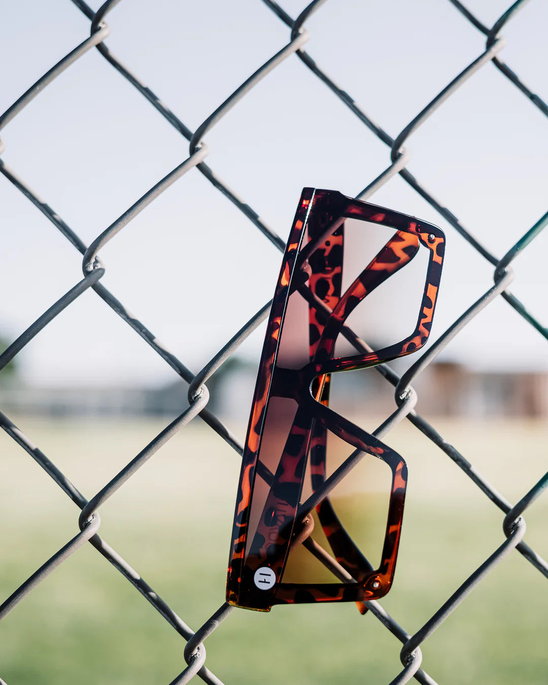 HAVOC "CRUSH" SUNGLASSES